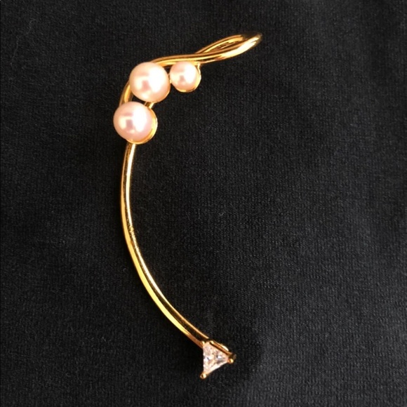 NWOT Gold Philosophy Ear Cuff - Picture 4 of 4